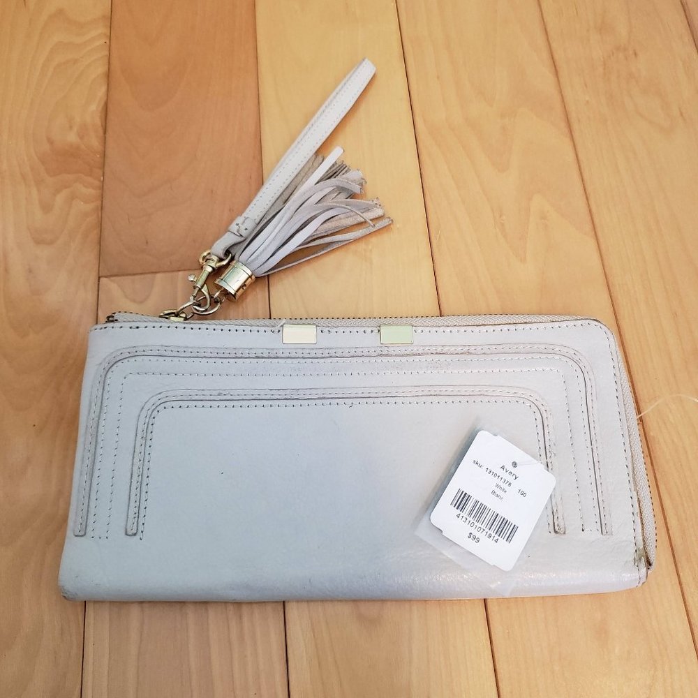 Danier Avery white leather wallet/clutch